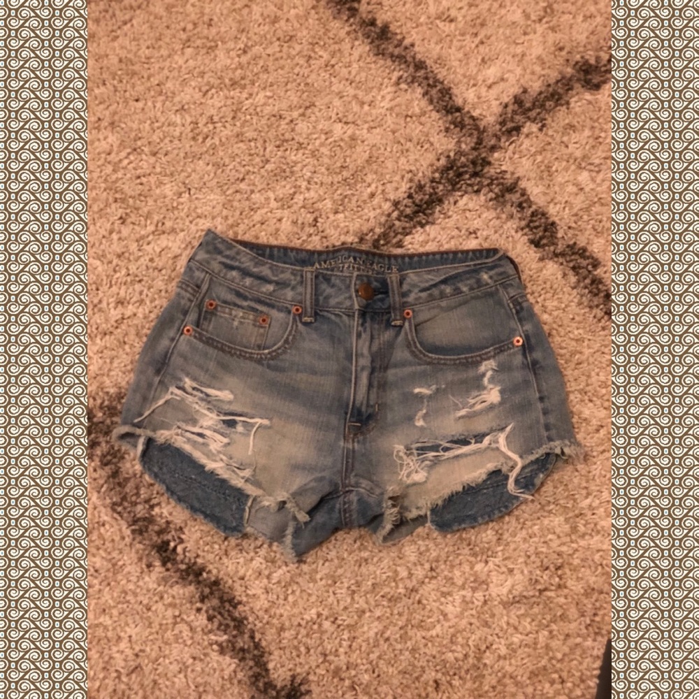 American Eagle Festival high rise shorts sz2 4/6